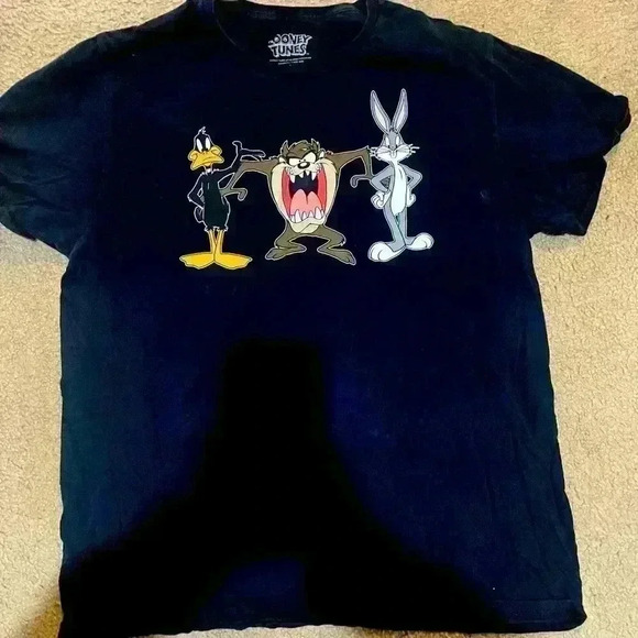 Looney Tunes classic characters T-shirt - Picture 1 of 4